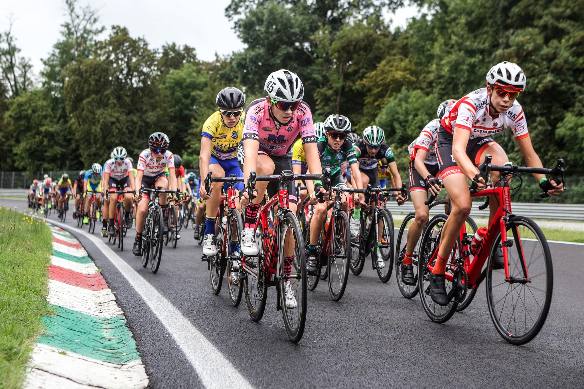 In bici all'Autodromo di Monza: la pista di F1 riapre alle due ruote -  CicloTurismo360
