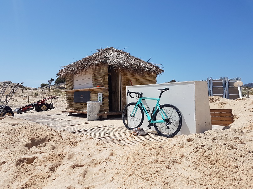 cicloturismo sardegna bike hotel chia laguna