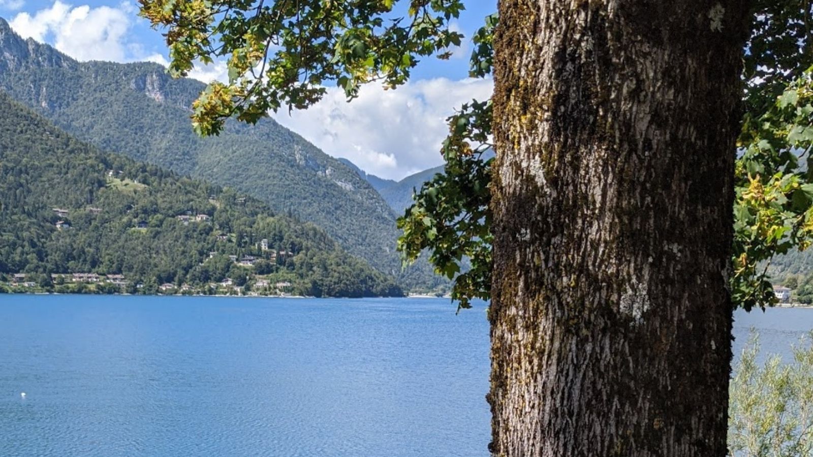 Il giro del Lago di Ledro può arricchire la vostra escursione 