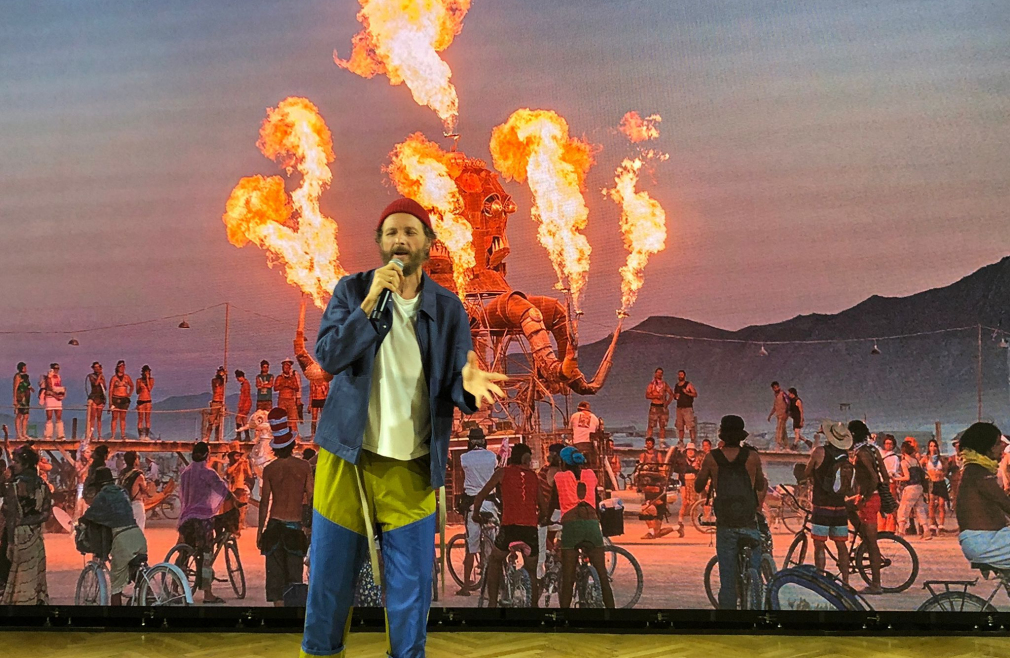 jova beach party 2022 in bicicletta jovanotti fiab