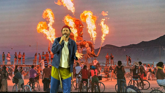 jova beach party 2022 in bicicletta jovanotti fiab