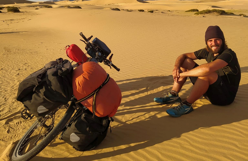 lorenzo barone sospende il viaggio sulla strada più lunga del mondo