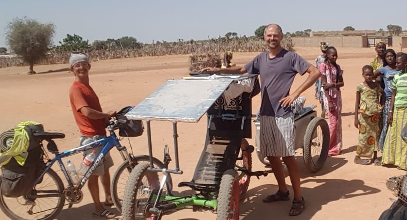 nicola chiacchio bicicletta africa rapimento